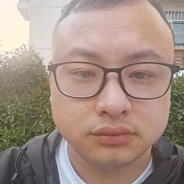 35岁岁浙江单身帅哥 - 佛山吉缘网