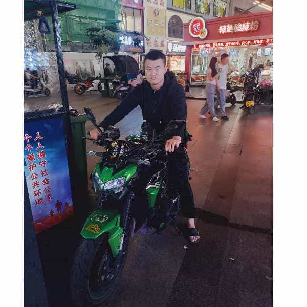 29岁岁山东单身帅哥 - 佛山吉缘网