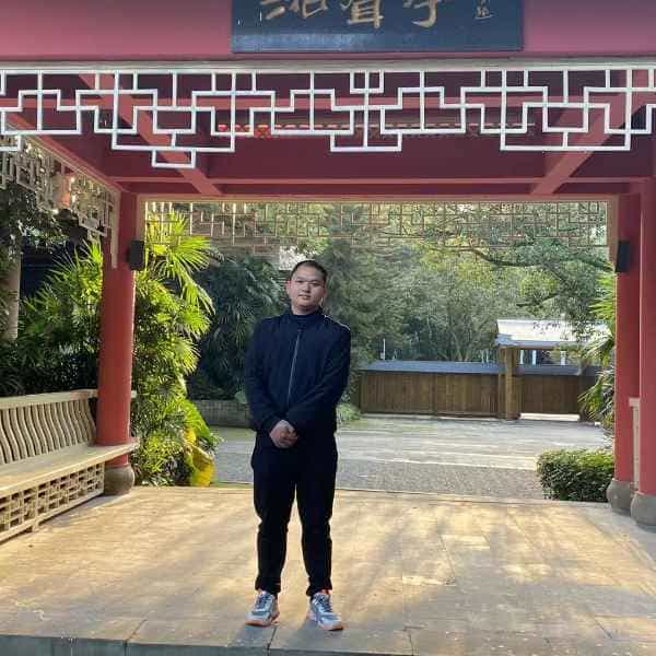 31岁岁重庆单身帅哥 - 佛山吉缘网