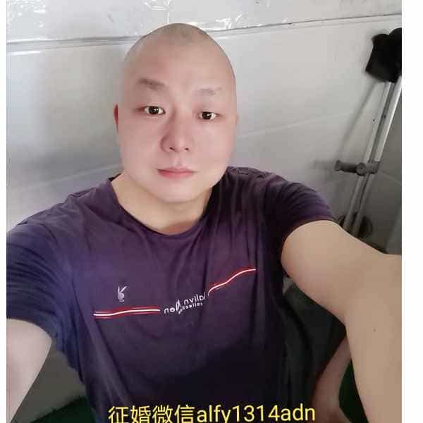 45岁岁湖南单身帅哥 - 佛山吉缘网
